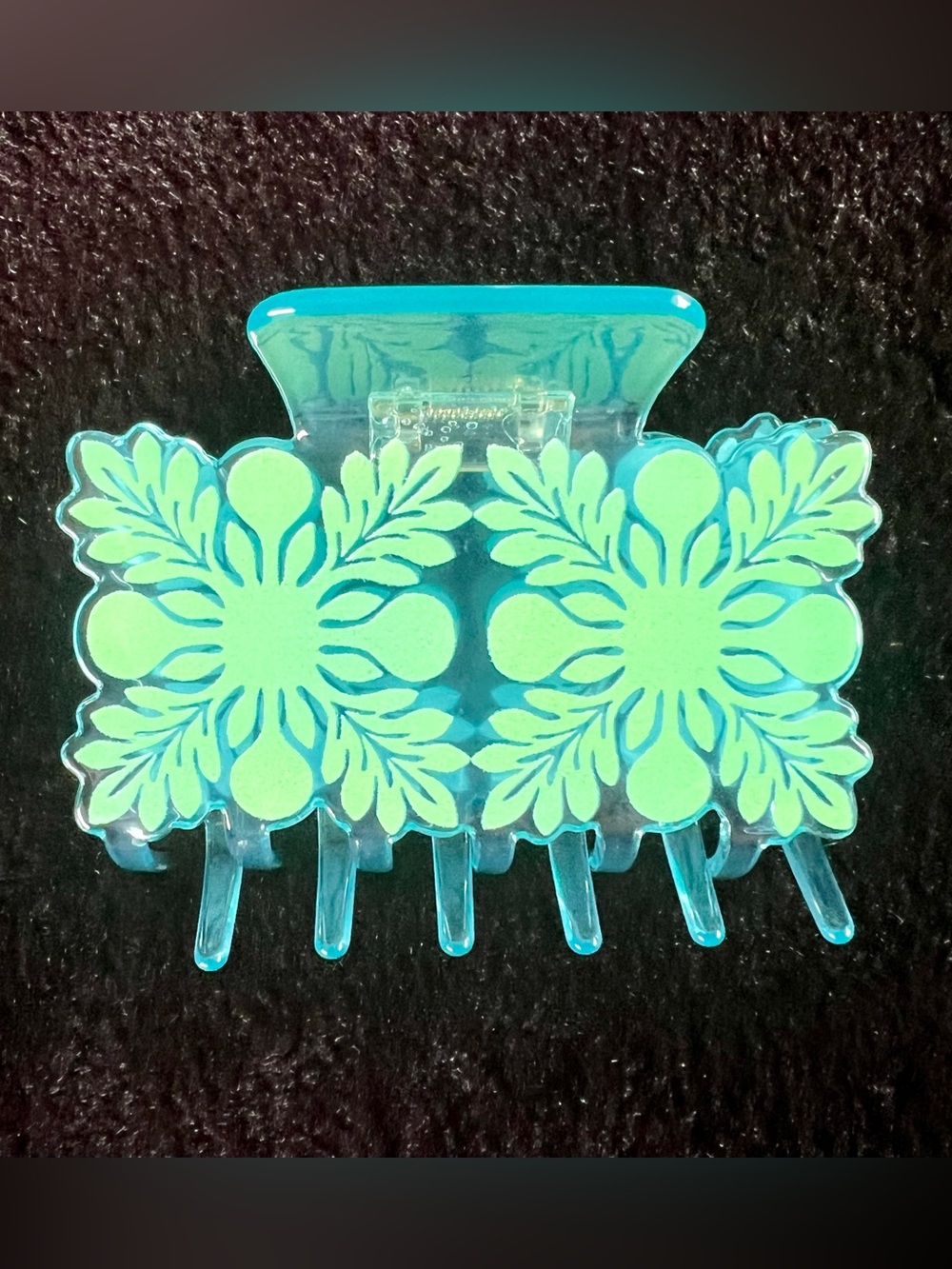 Turquoise Hawaiian Quilt Hair Claw Clip, BNIP